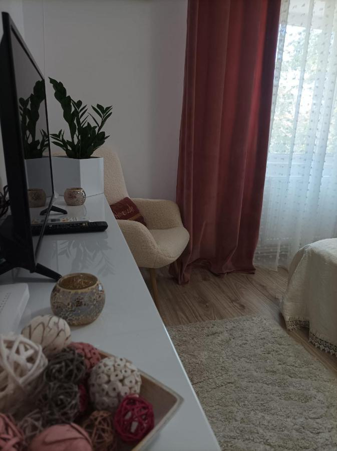 Soft Apartments Галац Екстер'єр фото